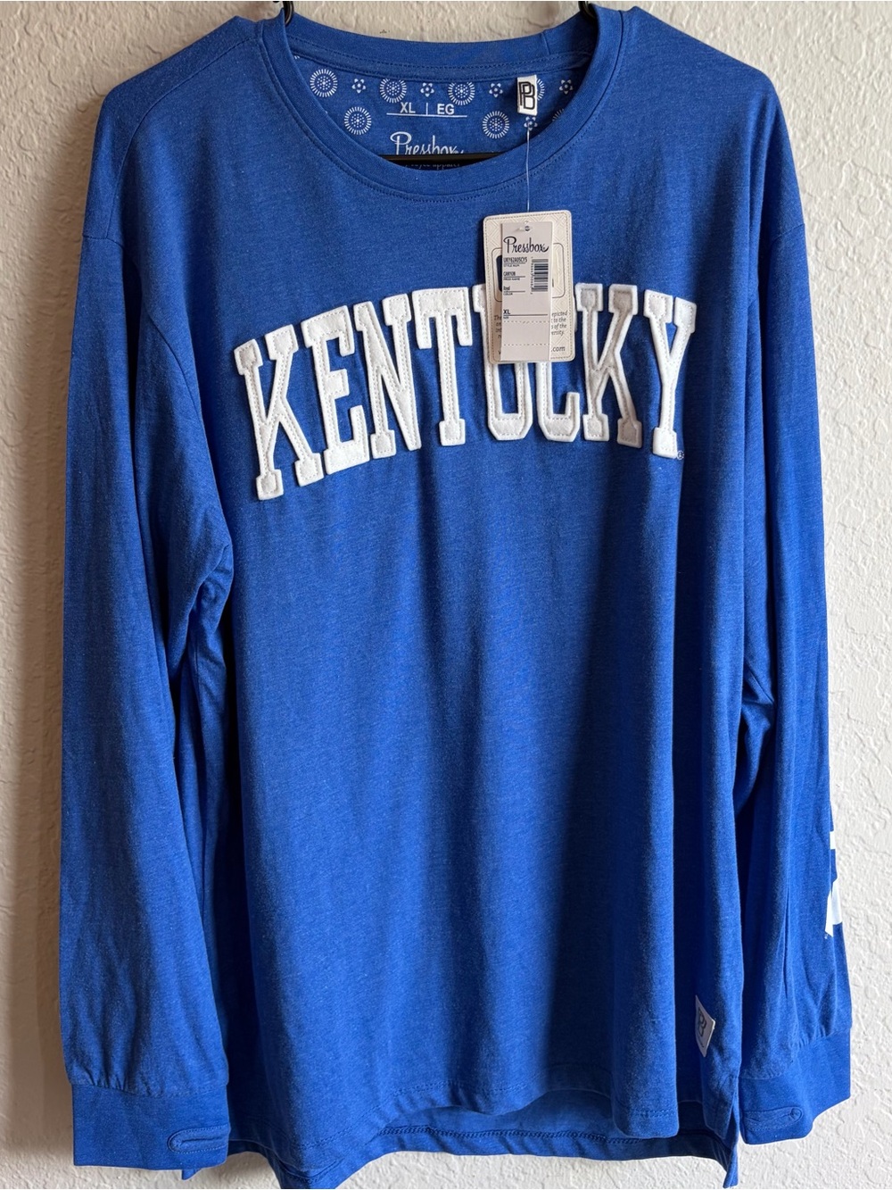 Kentucky Wildcats Pressbox Blue Long Sleeve T-Shirt - Women’s XL NWT